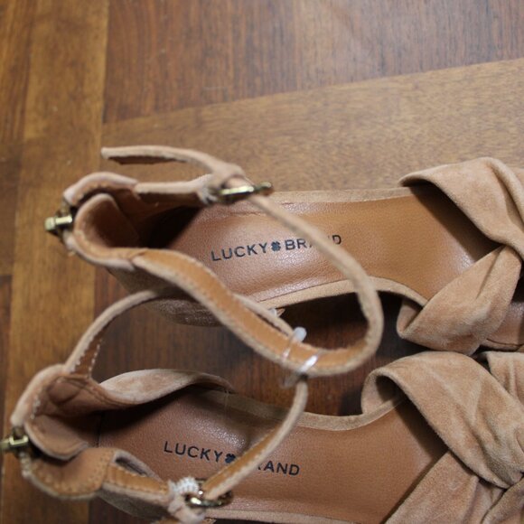 Lucky Brand Tan Knot Suede Stacked Heel Nacito Sandals - Picture 4 of 16